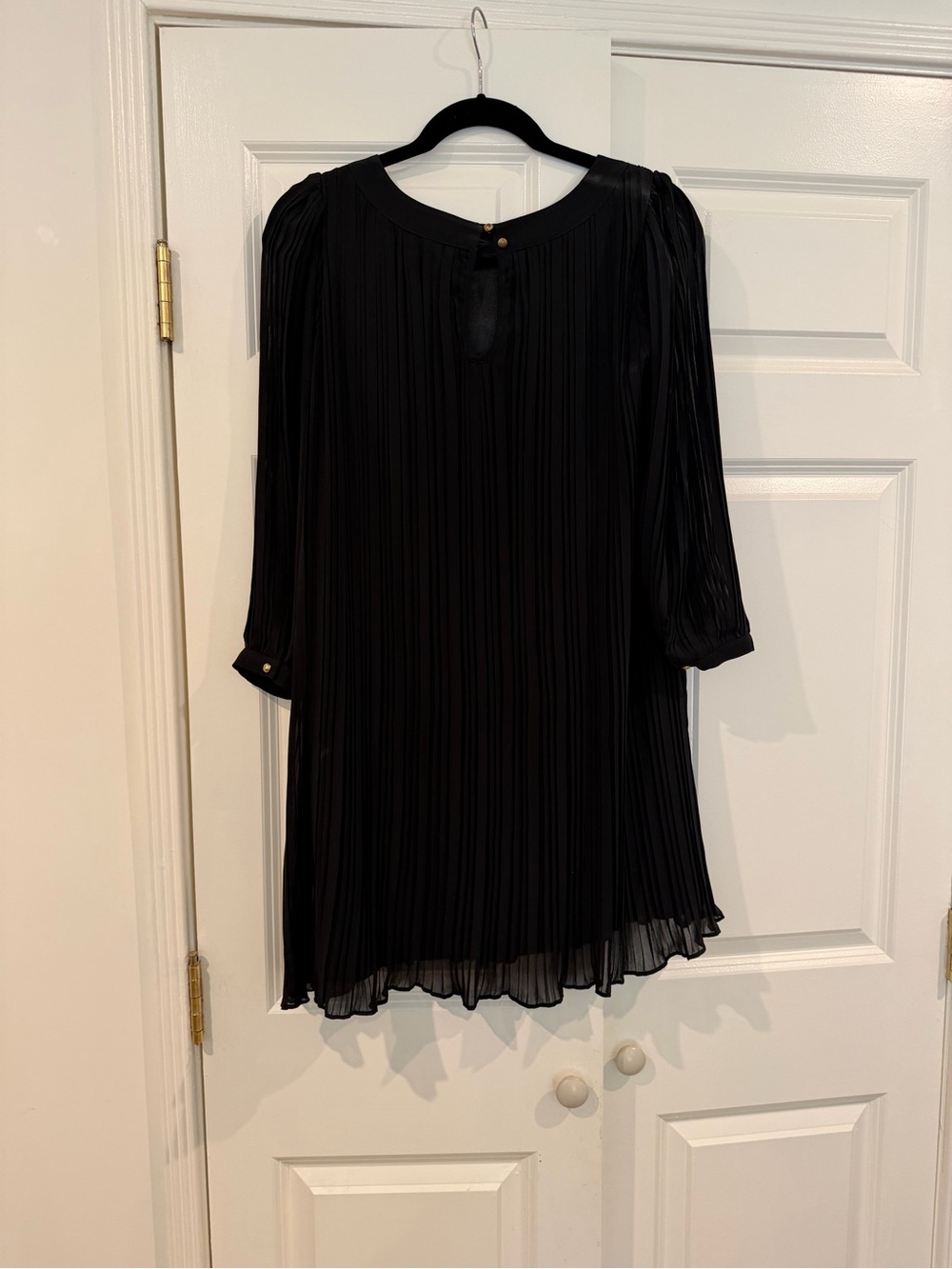 Black Pleated Shift Dress - Elegant Women's Dress